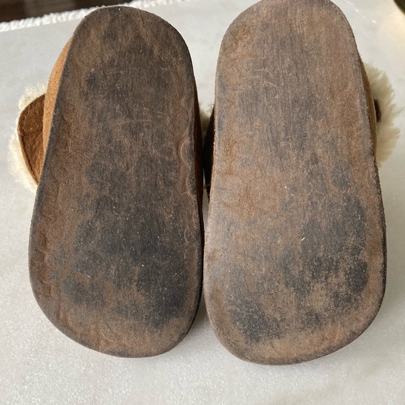 UGG boots - Picture 4 of 5